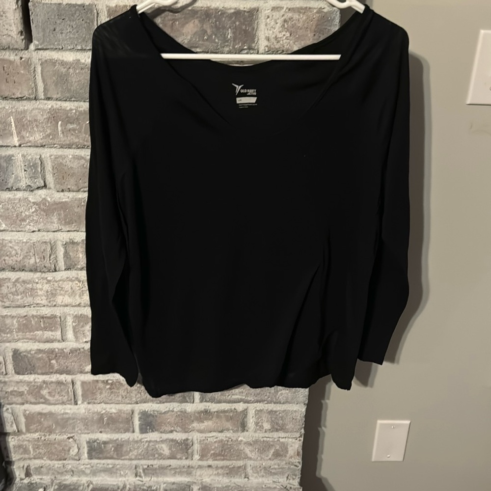 Old Navy long sleeve light weight tee L
